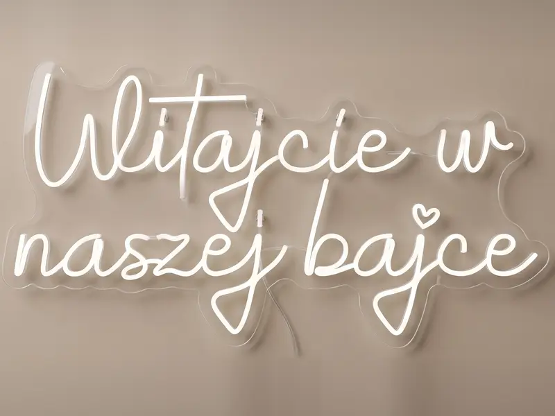 Neon LED Witajcie w naszej bajce, 108 × 50 cm