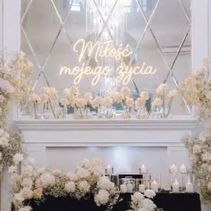 Neon LED na wesele Miłość mojego życia - świecący napis na ściankę za Parą Młodą 105x50cm