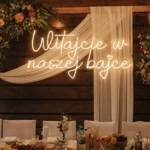 Neon LED na wesele Witajcie w naszej bajce – świecący napis powitalny 110x55cm